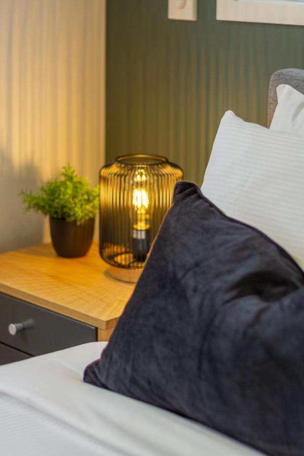 The Majestic Retreat 2 Bed 2 Bath Cbd Daire Christchurch Dış mekan fotoğraf